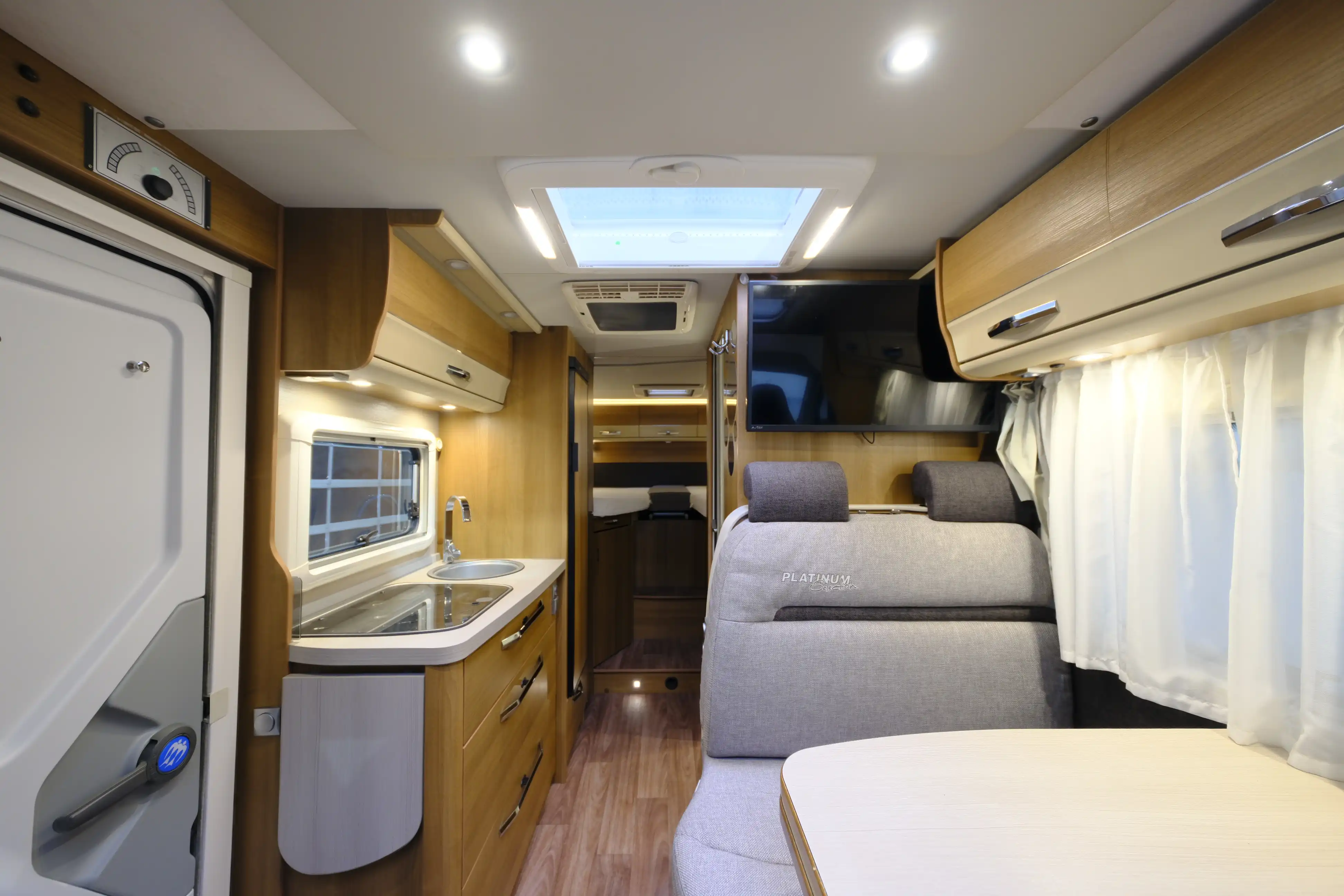 KNAUS Van TI 650 MEG Platinum Selection - Ansicht 9